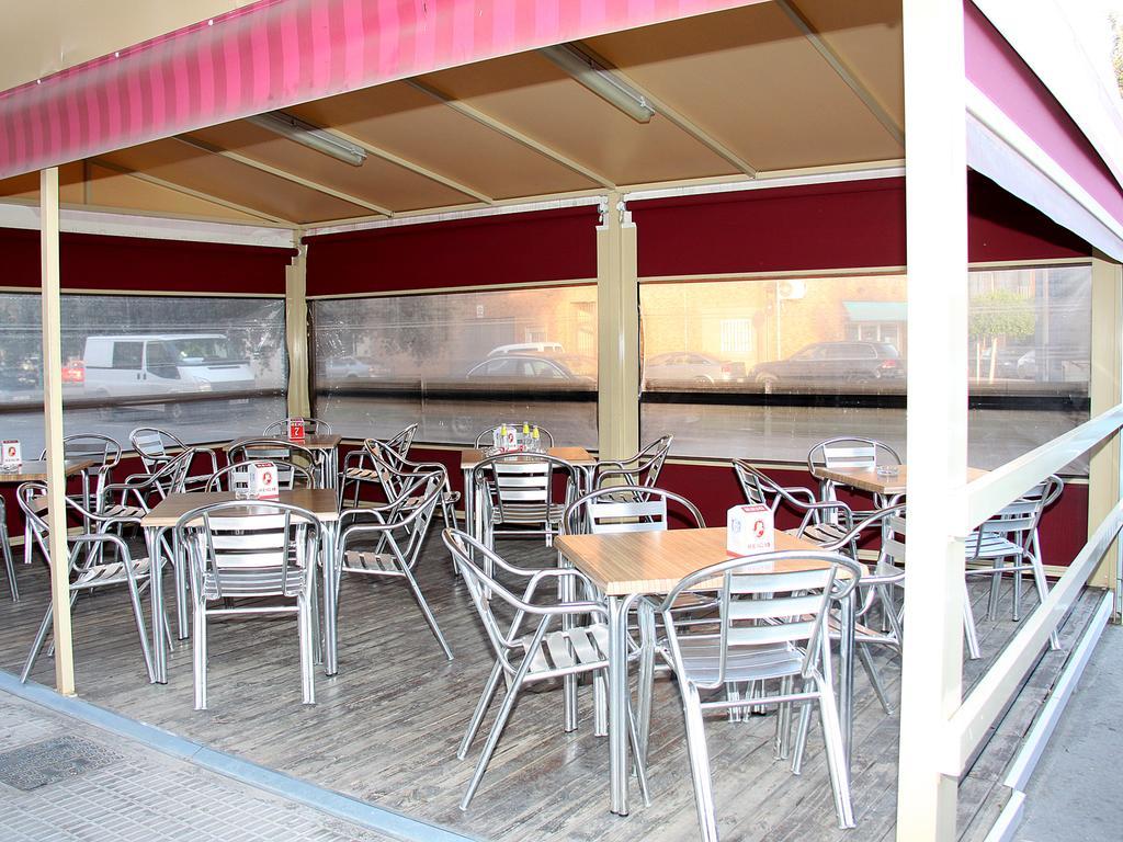Hostal Restaurante La Masia Vila-real Exterior photo